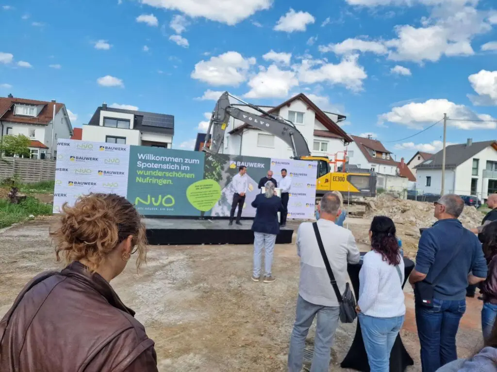 Baubeginn in Nufringen: Das Wohnensemble „Im Wiesengrund 3“ nimmt Gestalt an